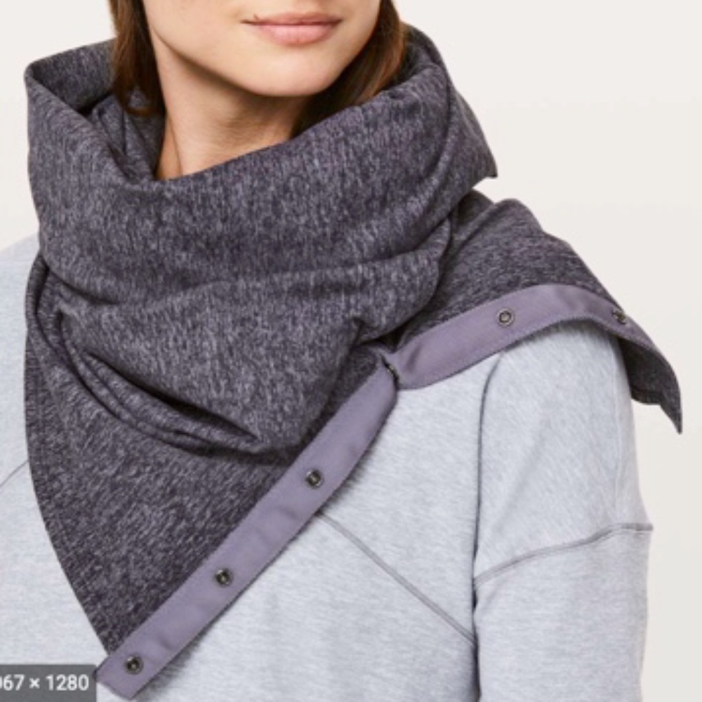 Lululemon Vinyasa Scarf